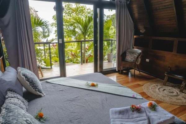 AT OM Yoga Retreat Costa Rica ()