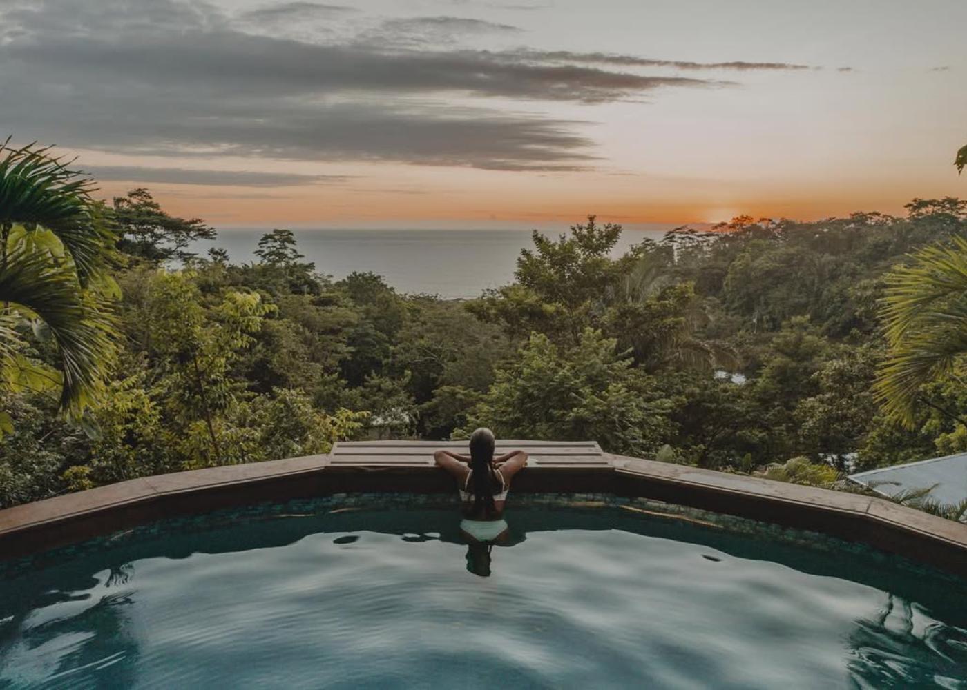 AT OM Yoga Retreat Costa Rica ()